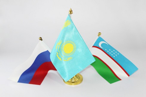 Настольные флаги стран